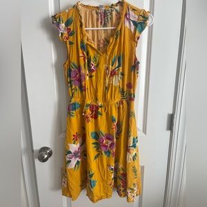 Old Navy Floral Yellow Dress Medium
